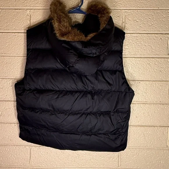 GAP black Outerwear - Picture 2 of 5